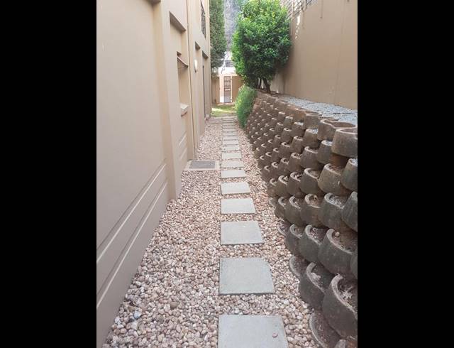 2 BEDROOM PROPERTY TO RENT IN MORNINGSIDE